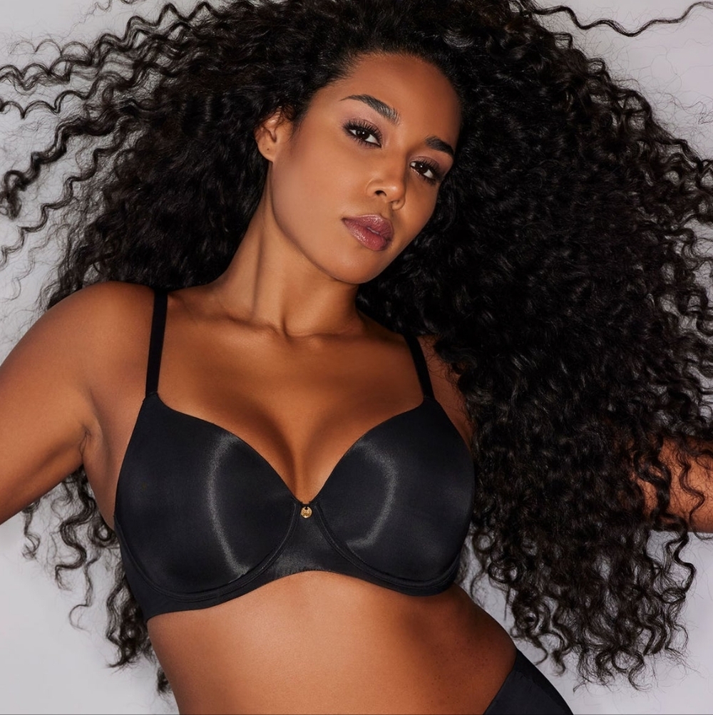 Natori Cloud Comfort Back Smoothing Black T-Shirt Bra. NWT.